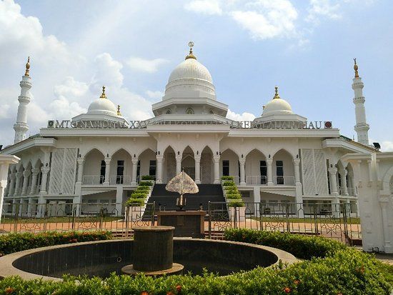 Engku Putri Batam Centre Park